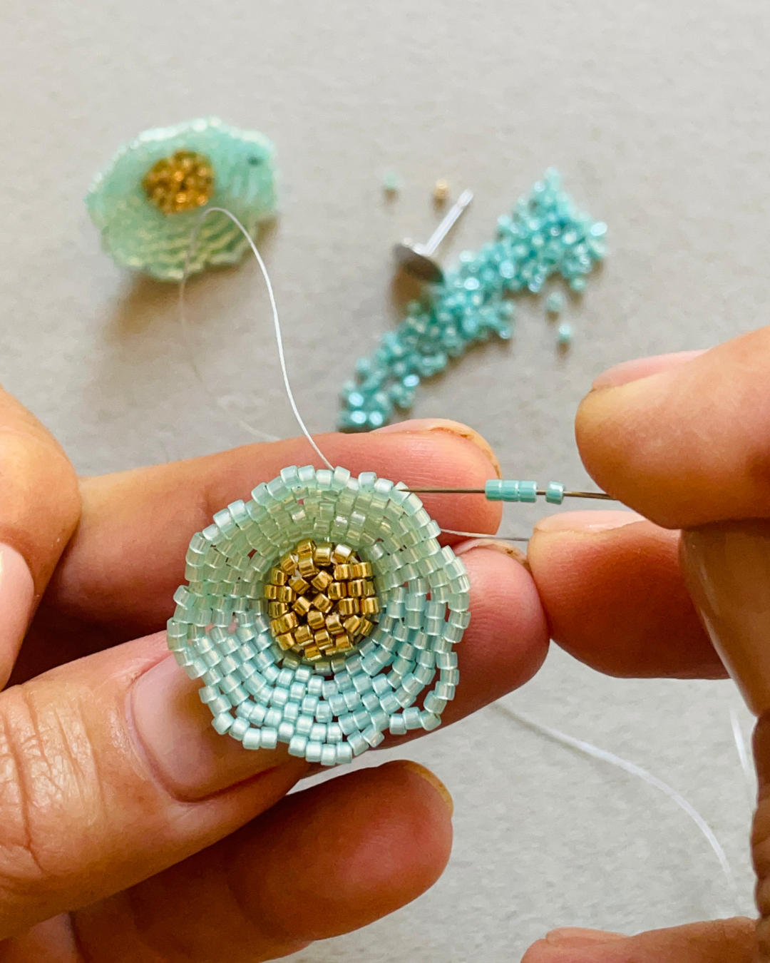 Aros Flor loto (No incluye materiales)